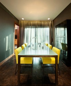 YellowDiningRoom